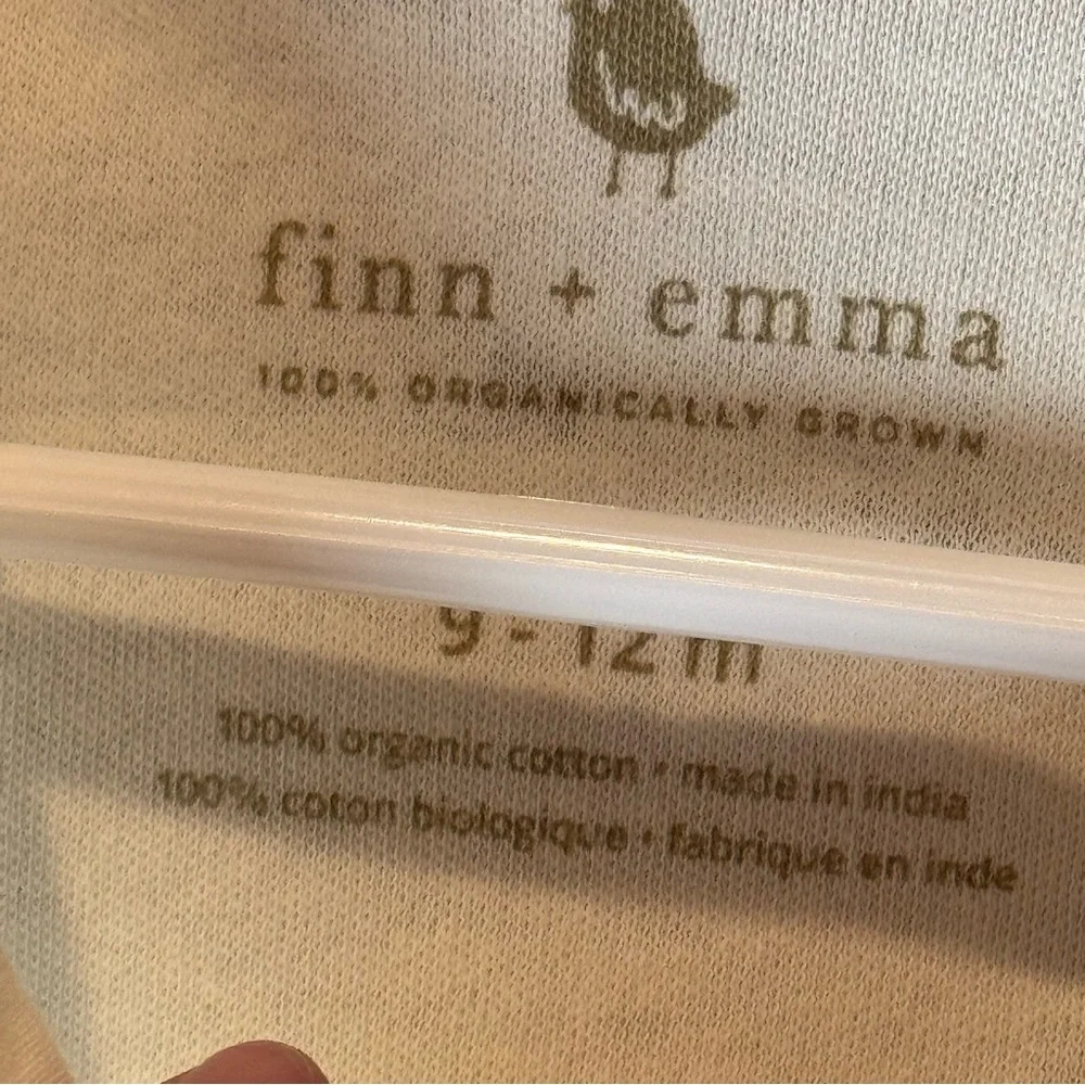 NWT Finn + Emma Busy Bees Footie 9-12M